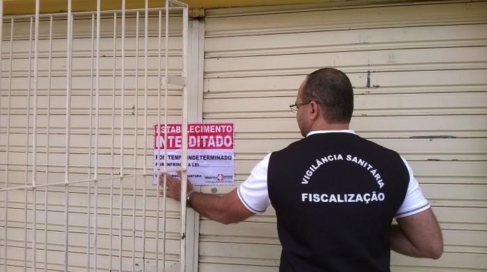 Interdição drogaria (2)