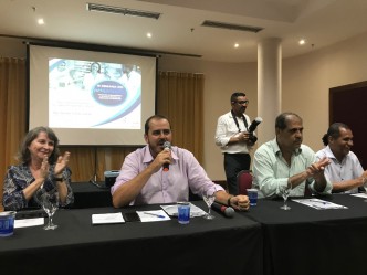 Dra. Angela Pontes, Dr. Mário Martinelli Júnior, Dr. Altamiro José e Dr. Arivaldo Santana.